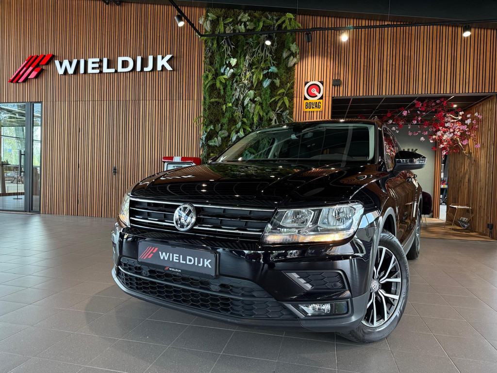 Volkswagen Tiguan 1