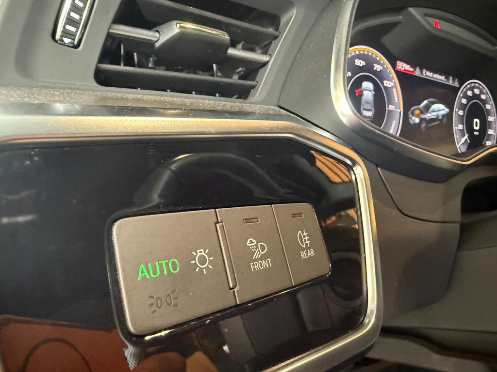Audi A6 1