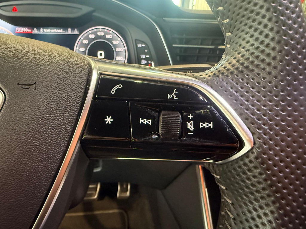 Audi A6 1