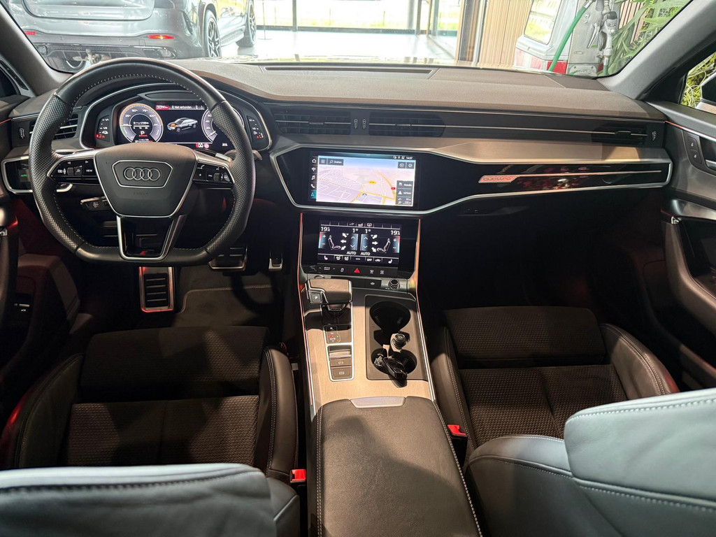 Audi A6 1