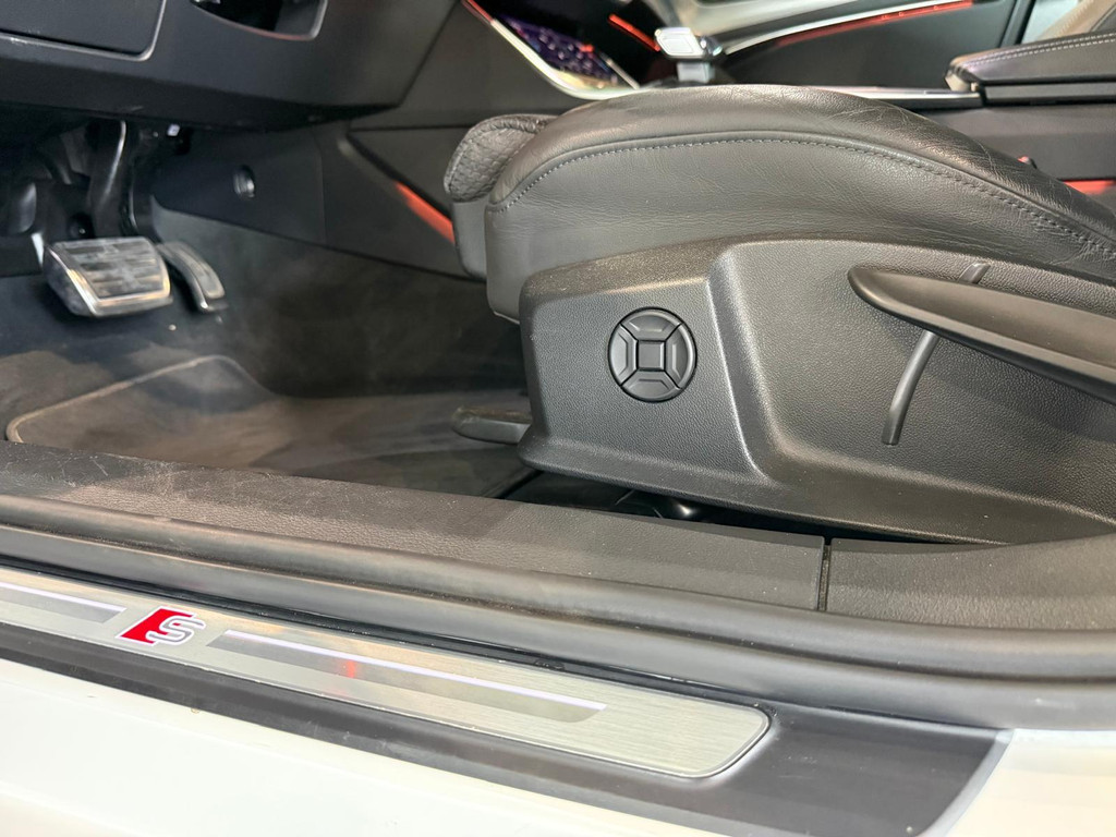 Audi A6 1