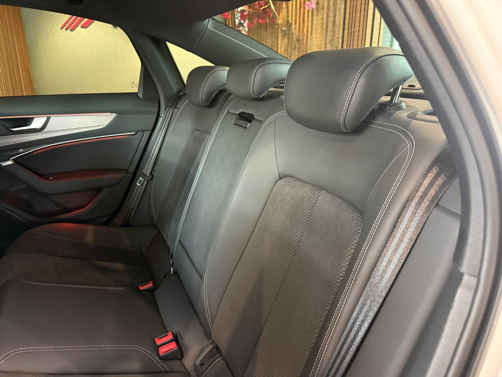 Audi A6 1