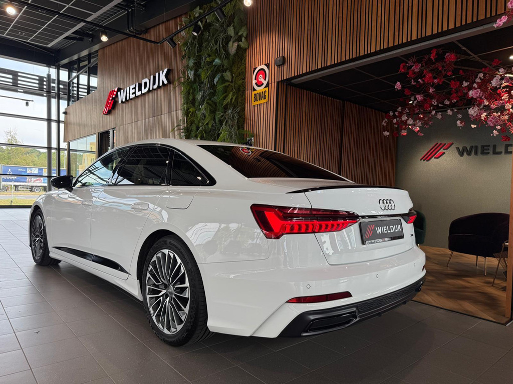 Audi A6 1