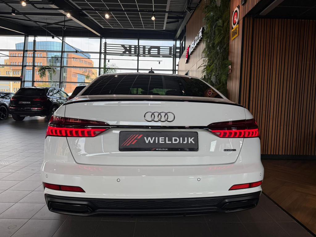 Audi A6 1