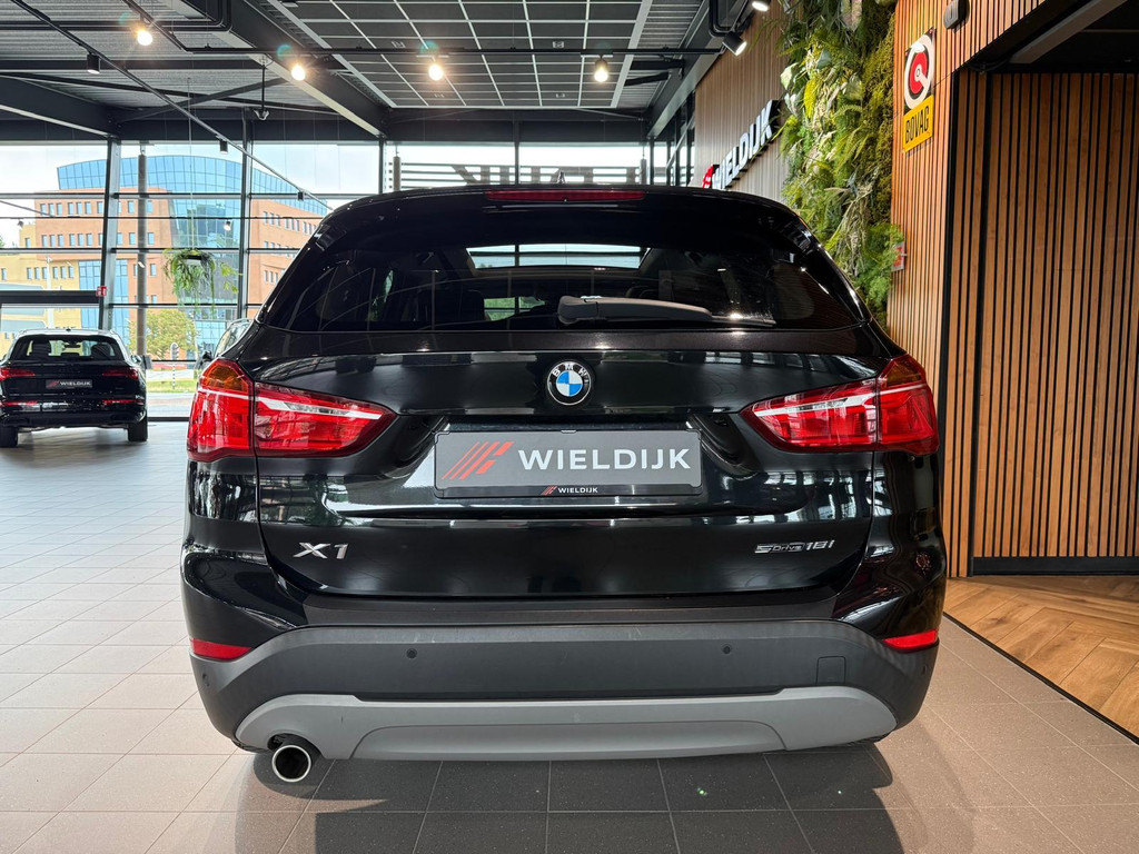 BMW X1 1