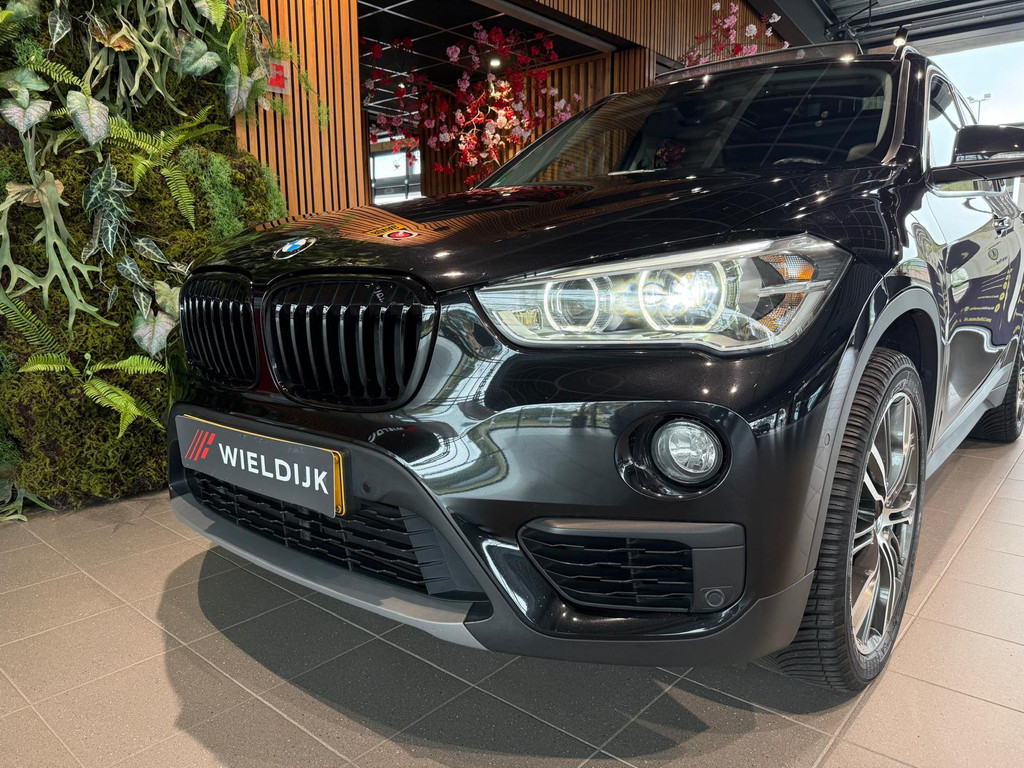 BMW X1 1