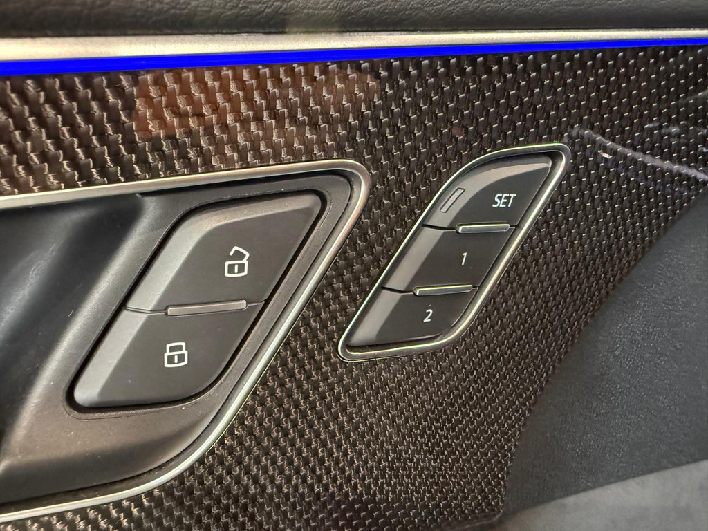 Audi Q8 1