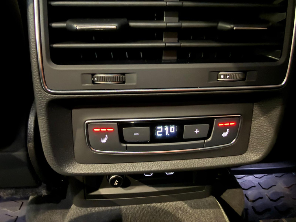 Audi Q8 1