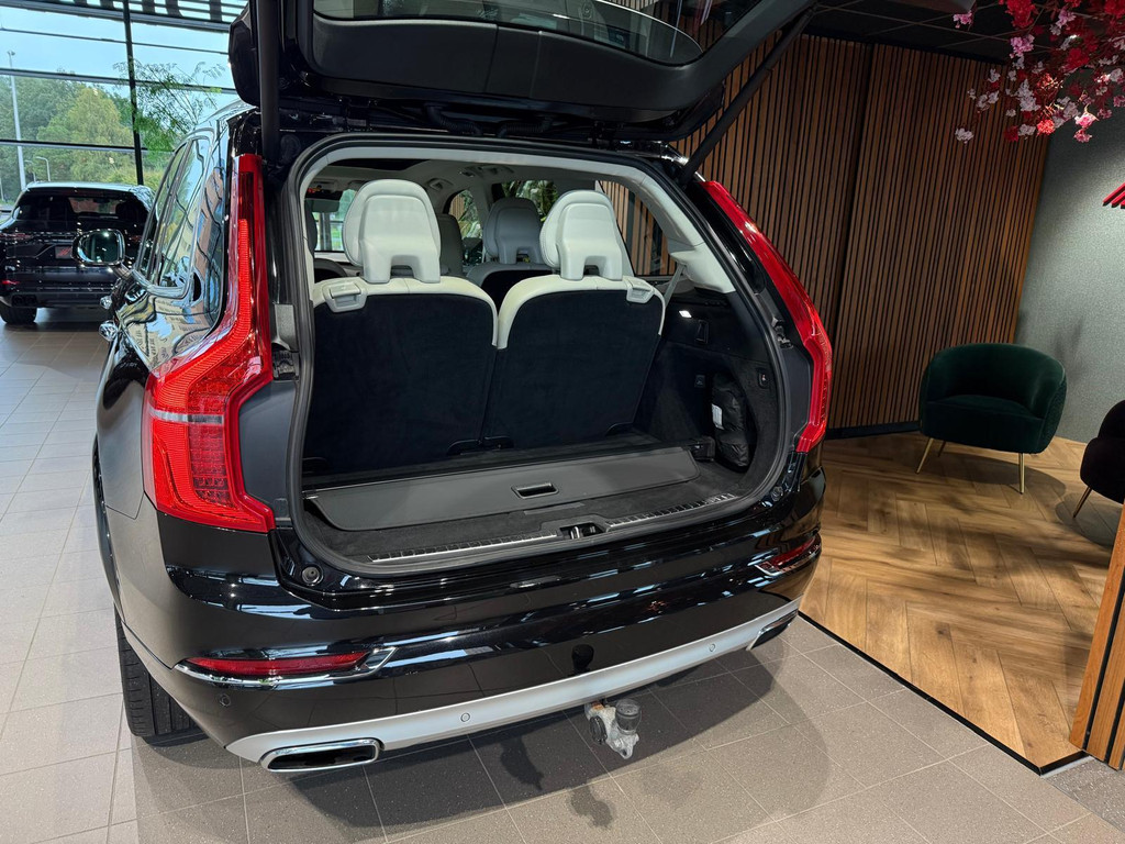 Volvo XC90 1