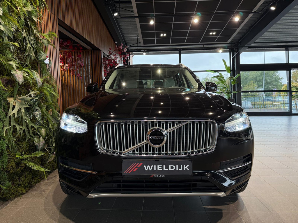 Volvo XC90 1
