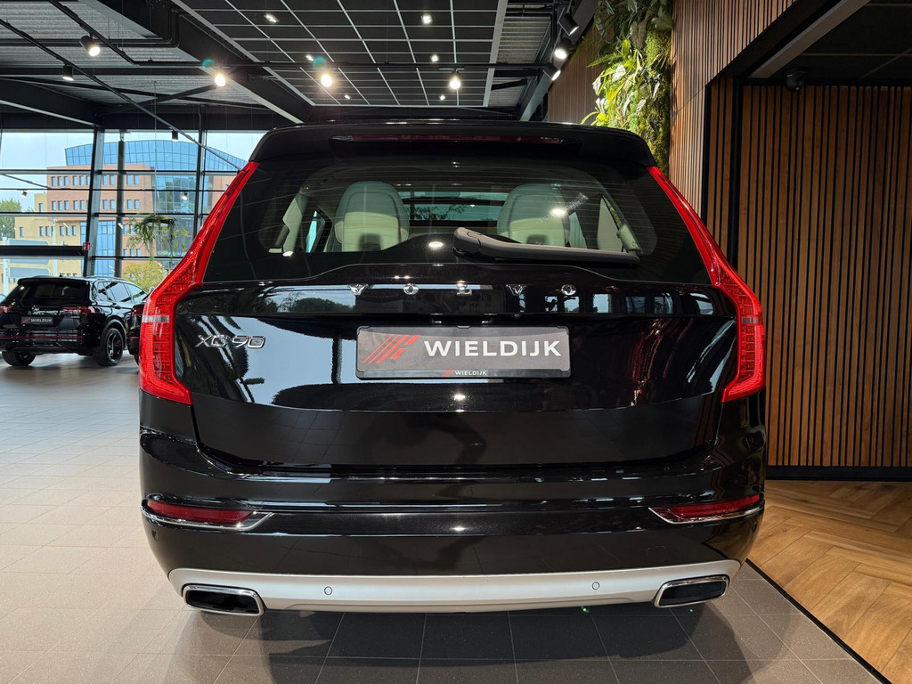 Volvo XC90 1