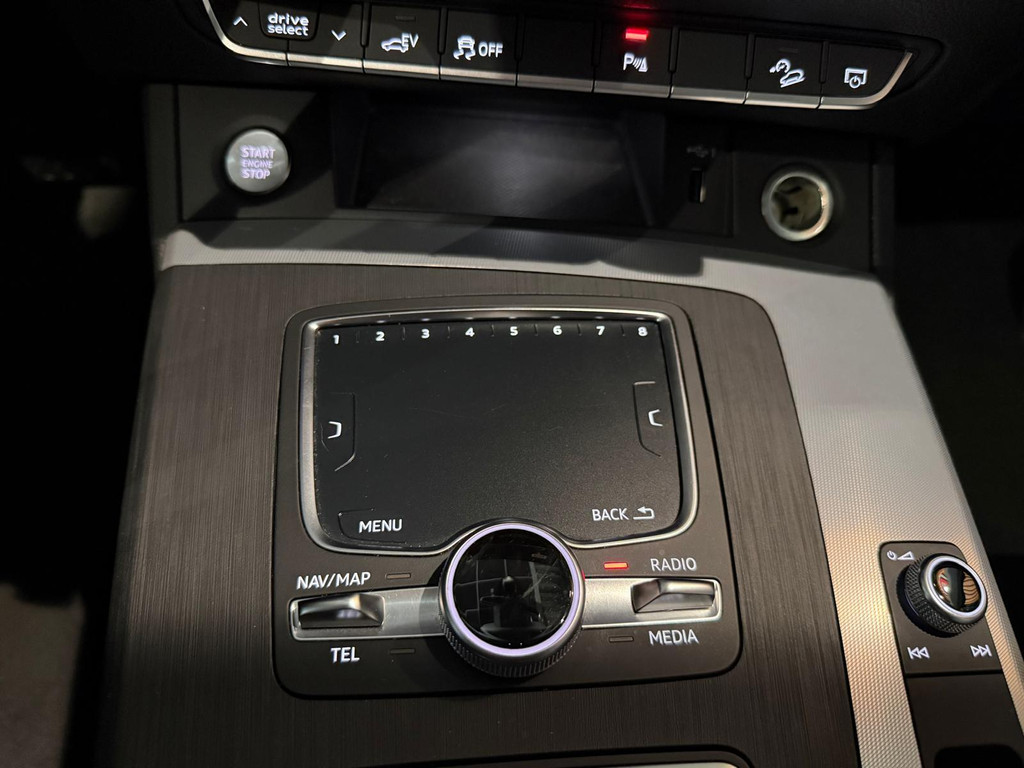 Audi Q5 1