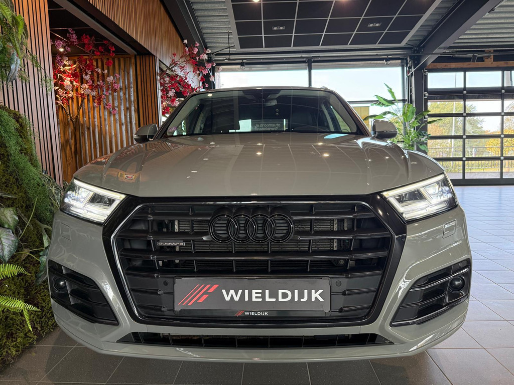 Audi Q5 1